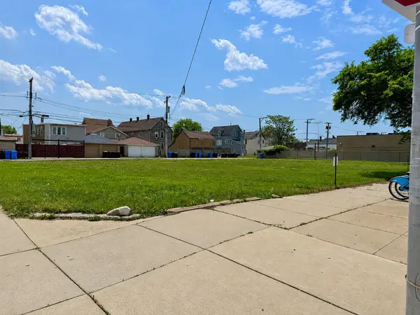 13303 S Baltimore AVE, Chicago, IL 60633