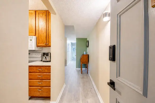 511 Broadway AVE #101, Mattoon, IL 61938
