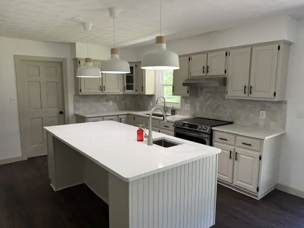 6241 Wards Mill RD, Marion, IL 62959