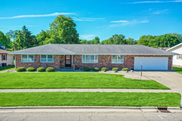 710 E Central AVE, Princeton, IL 61356