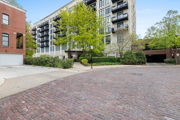 1525 S Sangamon ST #806, Chicago, IL 60608