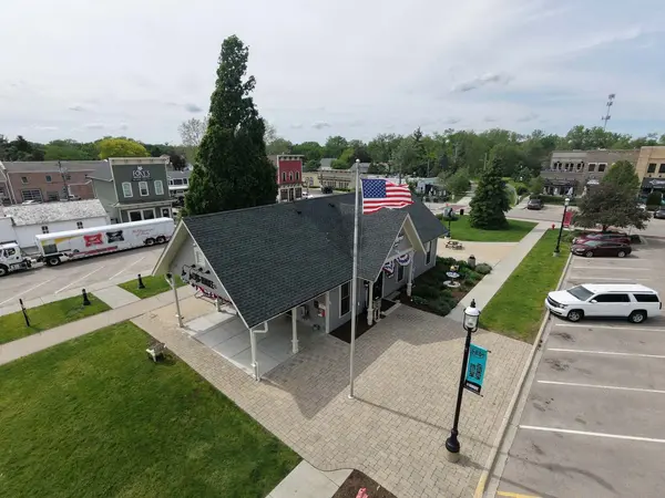 408 BARRINGTON AVE, East Dundee, IL 60118