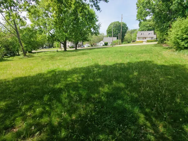 410 BARRINGTON AVE, East Dundee, IL 60118