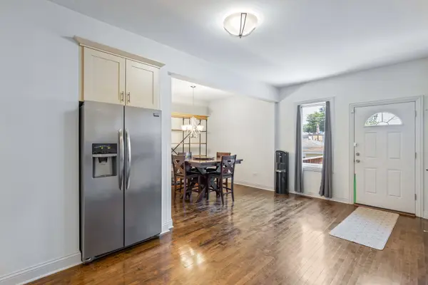 2511 Highland AVE, Berwyn, IL 60402