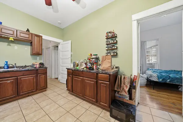 3136 W Logan BLVD, Chicago, IL 60647
