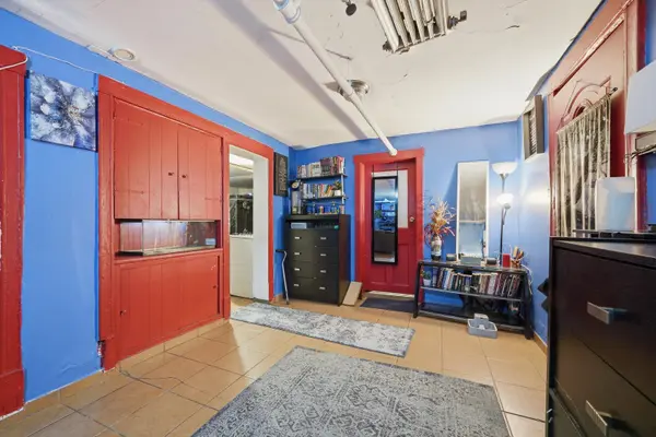 3136 W Logan BLVD, Chicago, IL 60647