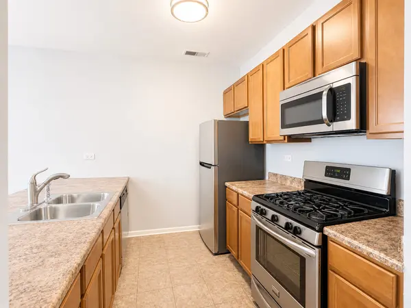 3506 S State ST #308, Chicago, IL 60609