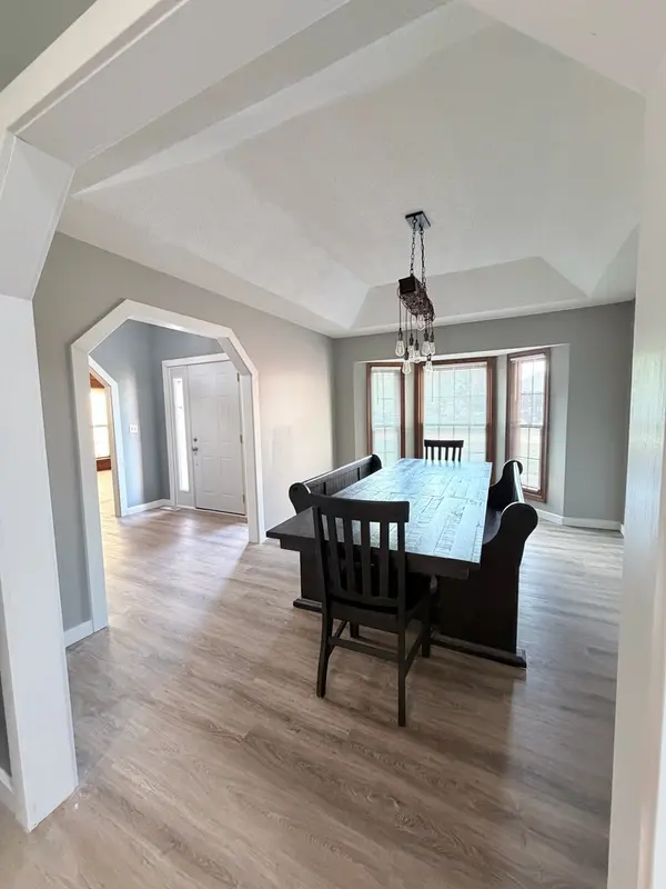 4 Sebring RD, Springfield, IL 62707