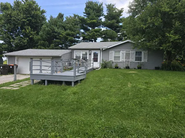 800 E Main ST, Danvers, IL 61732