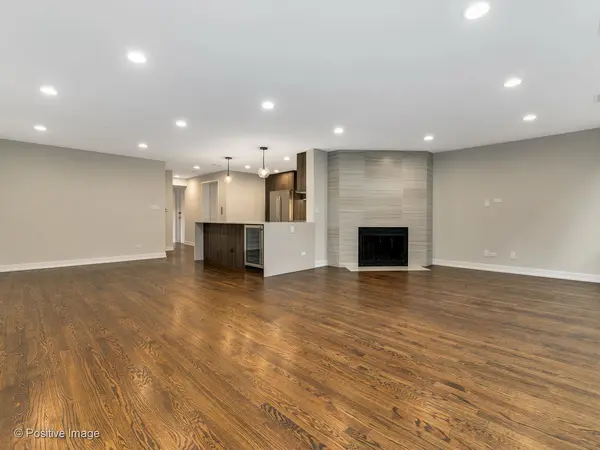 1241 N Dearborn ST #4, Chicago, IL 60610