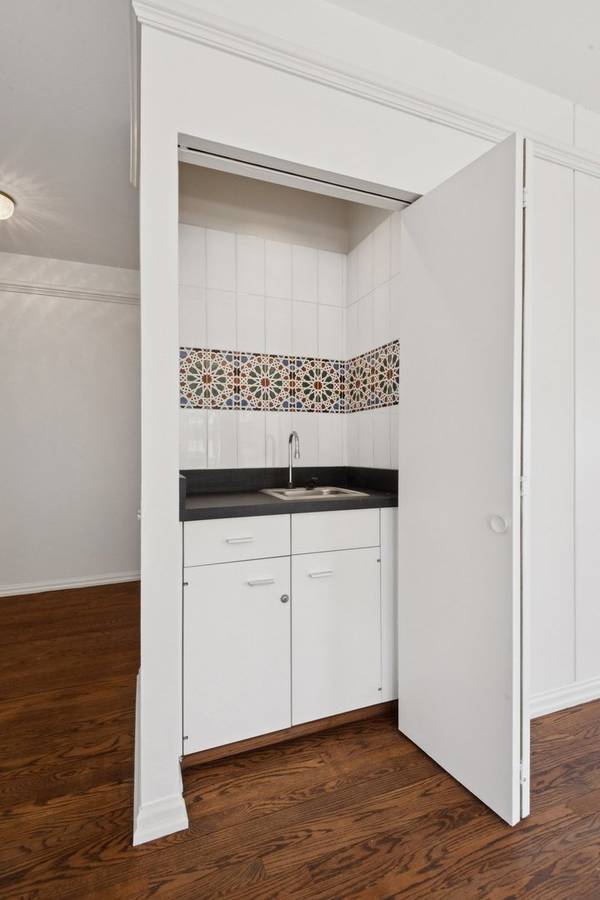 1100 N Lake Shore DR #15B, Chicago, IL 60611
