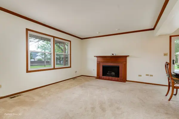 15657 ERIN LN, Orland Park, IL 60462