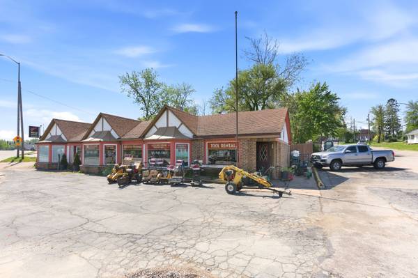 202 E Maple ST, New Lenox, IL 60451