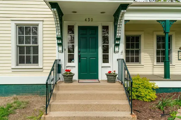 430 N Sheridan RD, Waukegan, IL 60085