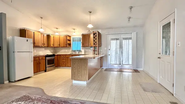 202 N Van Buren ST, West Frankfort, IL 62896