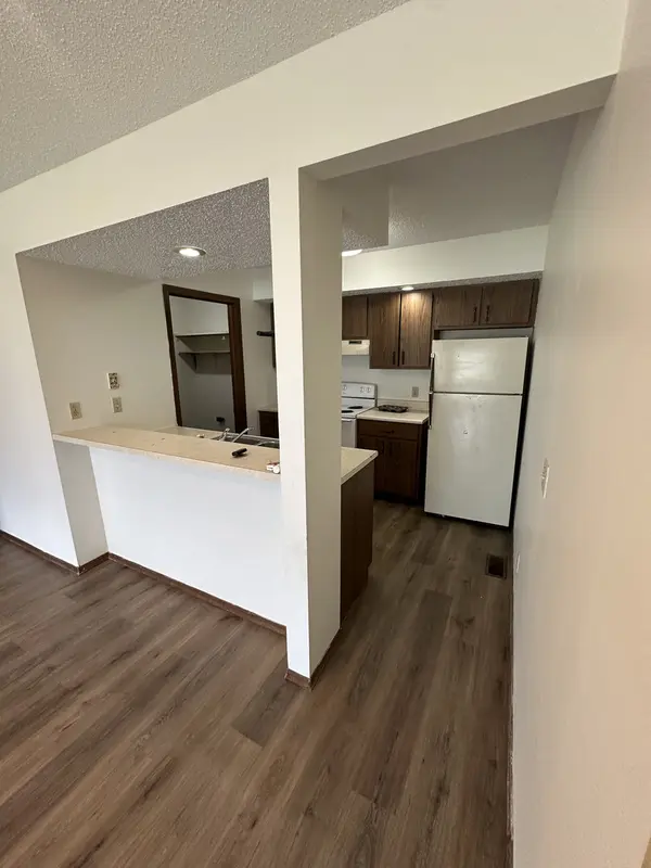 910 Pomona DR #910, Champaign, IL 61822