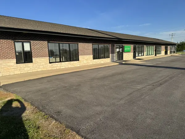 410 E Stevenson RD, Ottawa, IL 61350