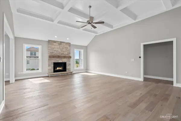 675 Cumberland LN, Oswego, IL 60543