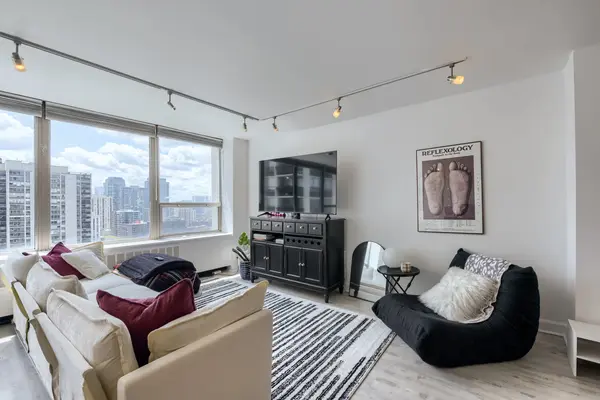 1460 N SANDBURG TER #2303A, Chicago, IL 60610