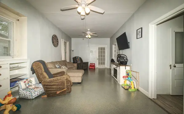 2108 Camanche AVE, Clinton, IA 52732