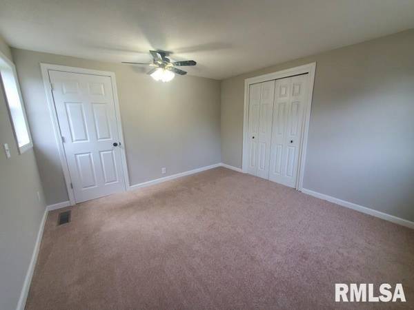 603 E EUCLID AVE, Monmouth, IL 61462