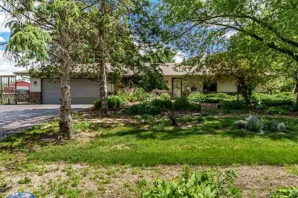 12425 Olson RD, Caledonia, IL 61011