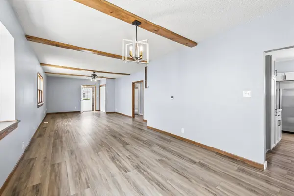322 6th AVE N, Clinton, IA 52732