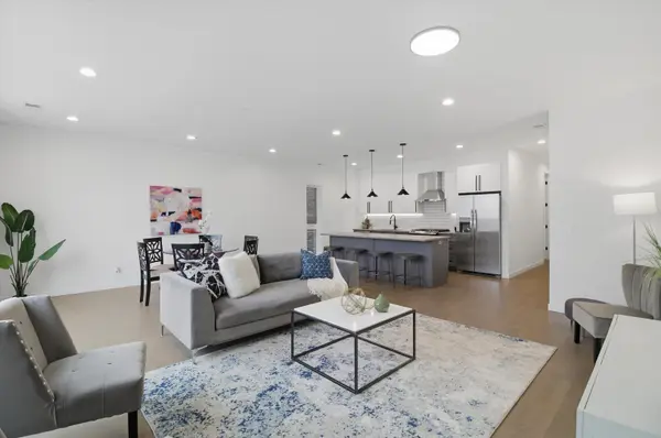 5824 N Lincoln AVE #1S, Chicago, IL 60659