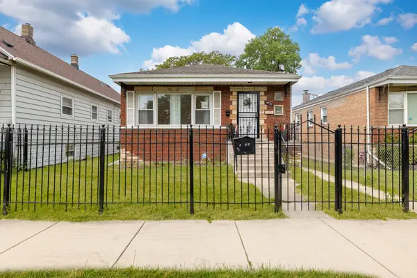 4830 S Ridgeway AVE, Chicago, IL 60632