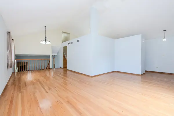 15609 Clifton Park AVE, Markham, IL 60428