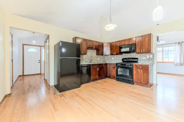 15609 Clifton Park AVE, Markham, IL 60428