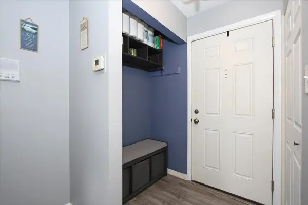 2300 Old Tavern RD #203, Lisle, IL 60532