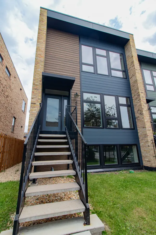 4557 S Prairie AVE, Chicago, IL 60653
