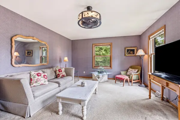 13 Signal Point LN, Galena, IL 61036