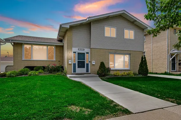 9632 Kilpatrick AVE, Oak Lawn, IL 60453