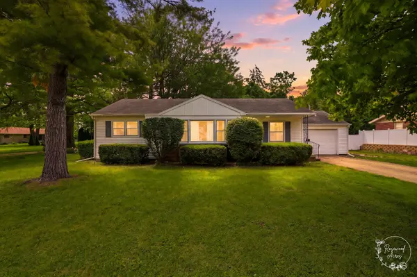 602 E 2nd ST, Gilman, IL 60938