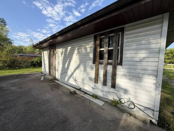 16401 Saint Louis AVE, Markham, IL 60428