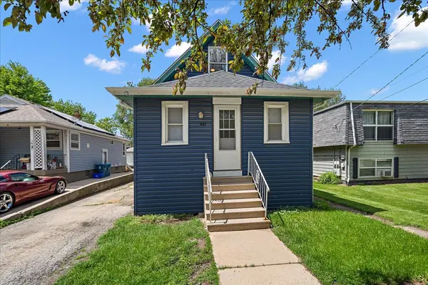 847 Bowditch AVE, Aurora, IL 60506