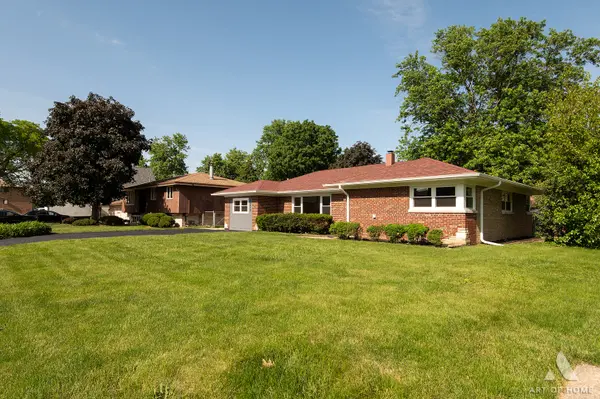 10815 S 71st CT, Worth, IL 60482