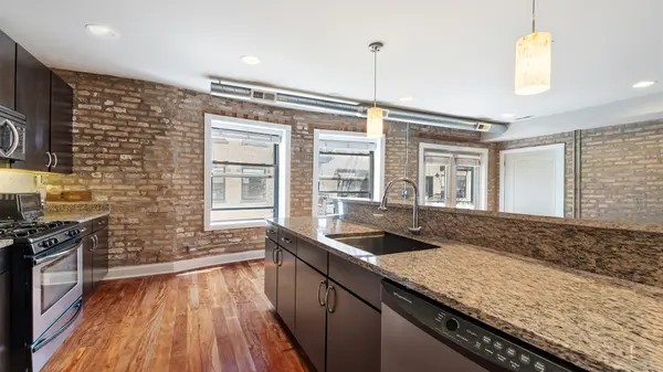 4442 N Damen AVE #3E, Chicago, IL 60625