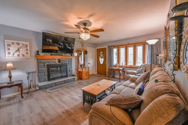 707 Kirkwood AVE, Winthrop Harbor, IL 60096