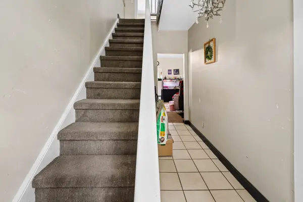 804 W 14th ST, Davenport, IA 52804