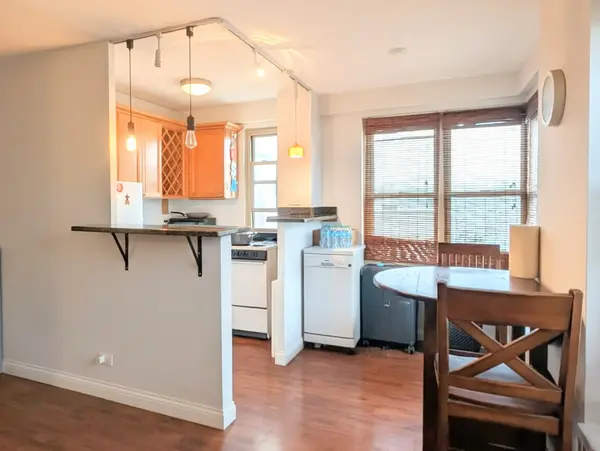 2610 W Balmoral AVE #306, Chicago, IL 60625