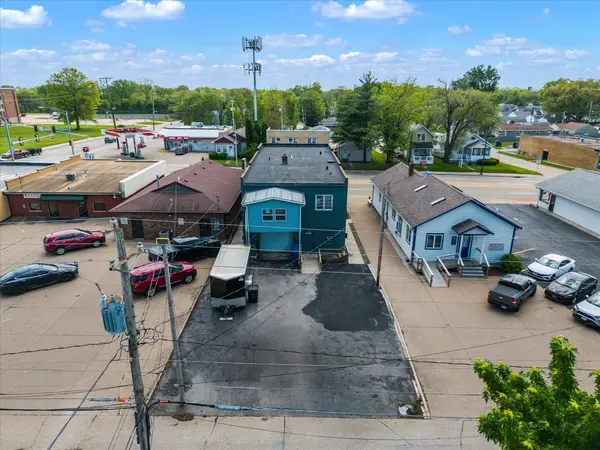 3313 Avenue Of The Cities, Moline, IL 51265