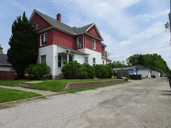 1619-1621 Gaines ST, Davenport, IA 52804