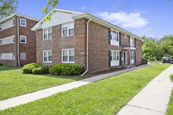 15242 Chicago RD, Dolton, IL 60419