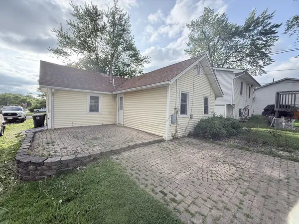 1431 Woodbine DR, Round Lake Beach, IL 60073
