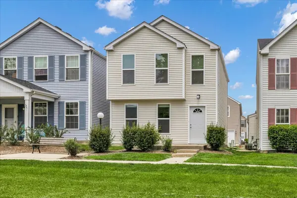 943 Four Seasons BLVD #943, Aurora, IL 60504