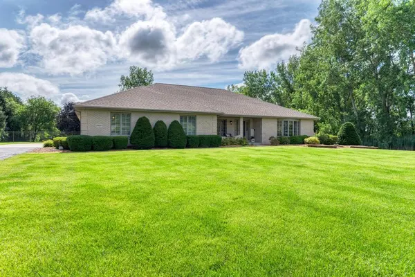 24031 S SCHOOLHOUSE RD, Manhattan, IL 60442