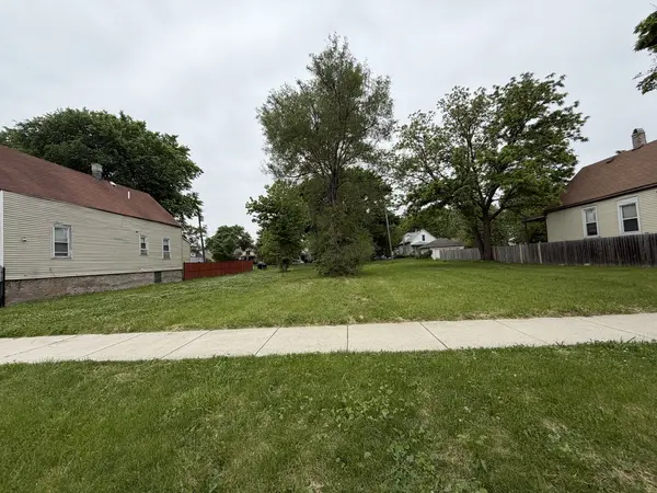 6028 S Wood ST, Chicago, IL 60636
